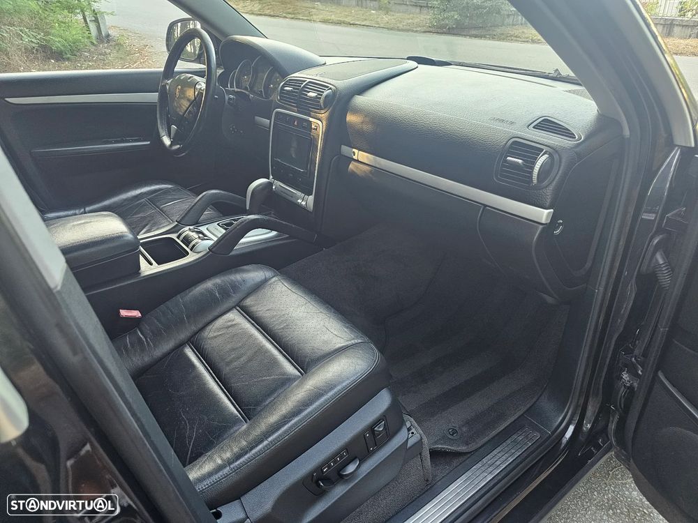Porsche Cayenne S Tiptronic - 22