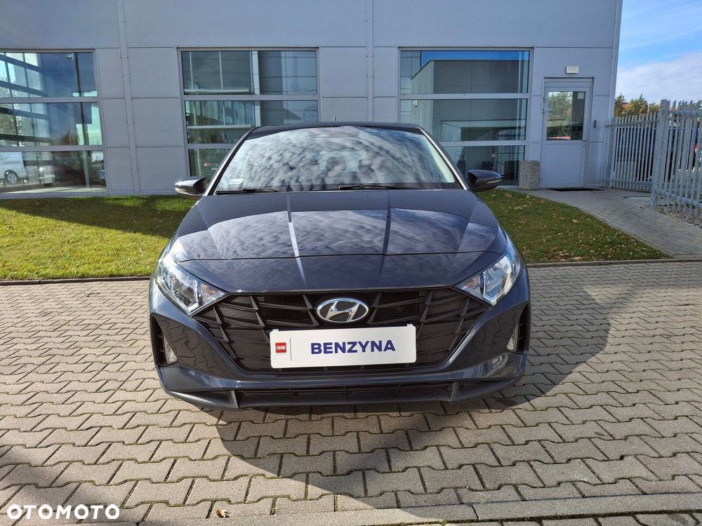Hyundai i20 1.2 Pure - 11