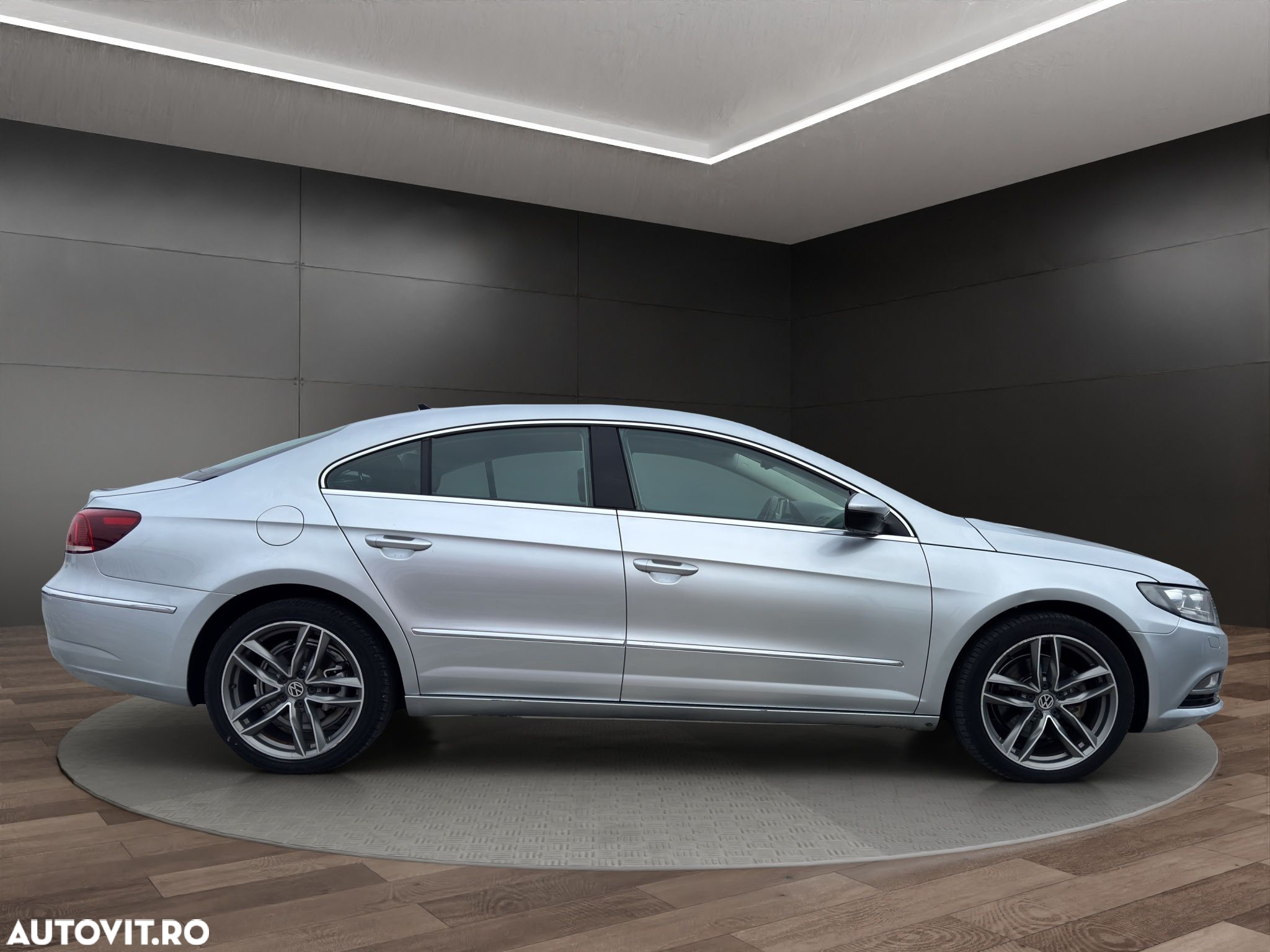 Volkswagen Passat CC 2.0 TDI DSG Blue TDI - 14