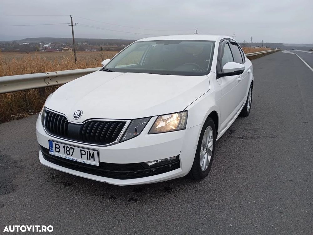Skoda Octavia 1.6 TDI Active - 1