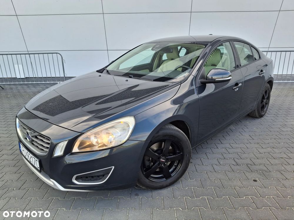Volvo S60 D3 Geartronic Summum - 9