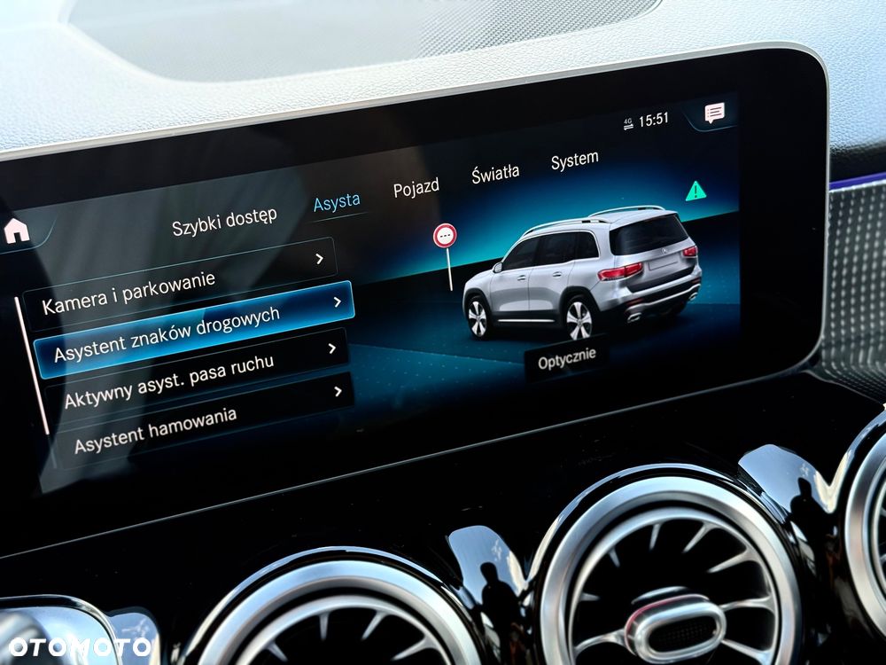 Mercedes-Benz GLB 200 d 4-Matic AMG Line 8G-DCT - 38