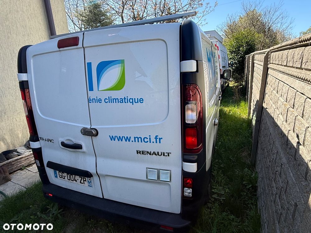Renault Trafic - 14