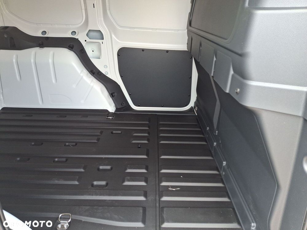 Volkswagen Caddy Cargo - 39