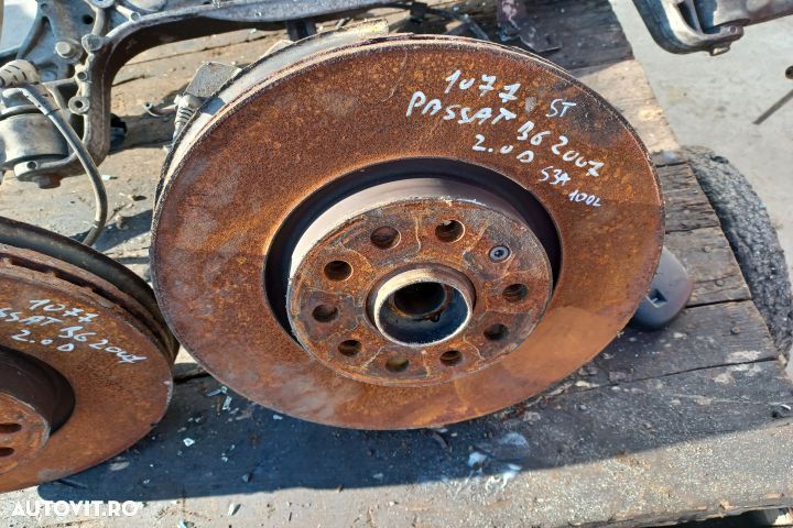 Fuzeta fata stanga 2.0D 2007 Volkswagen VW Passat B6 [2005 - 2010] Se - 2