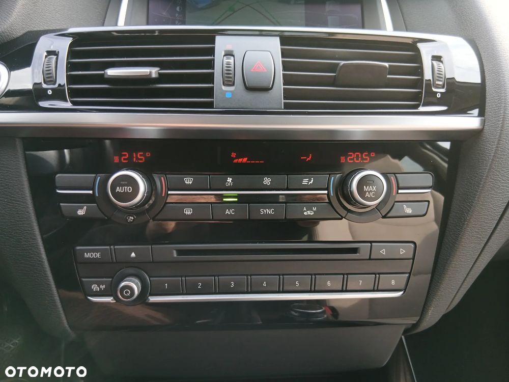 BMW X4 xDrive20d xLine - 14