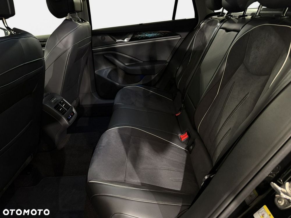 Volkswagen Passat Variant - 15