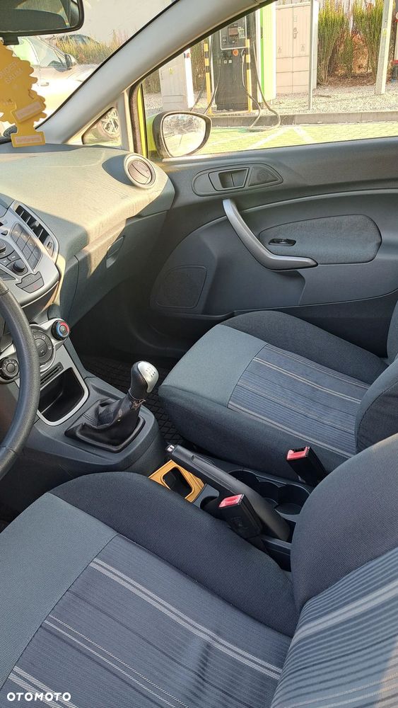 Ford Fiesta - 7