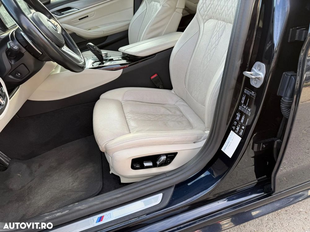 BMW Seria 5 530i xDrive Aut. M Sport Edition - 7