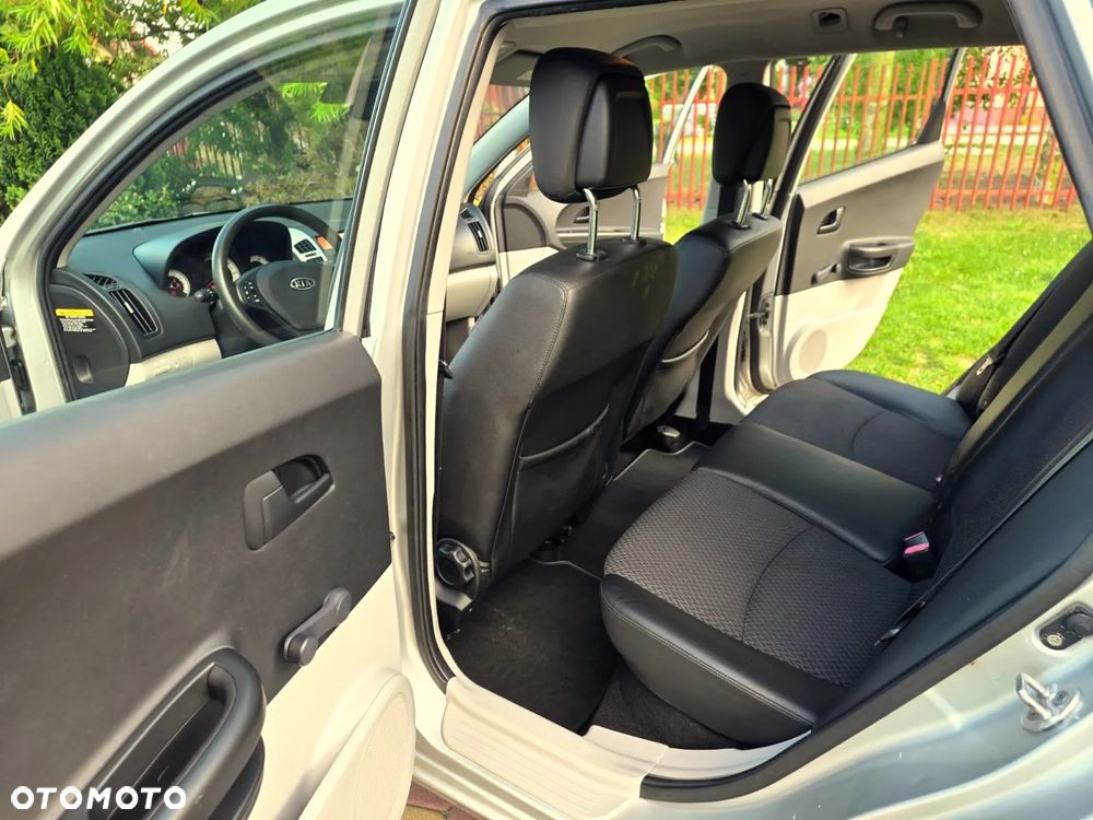 Kia Ceed - 20
