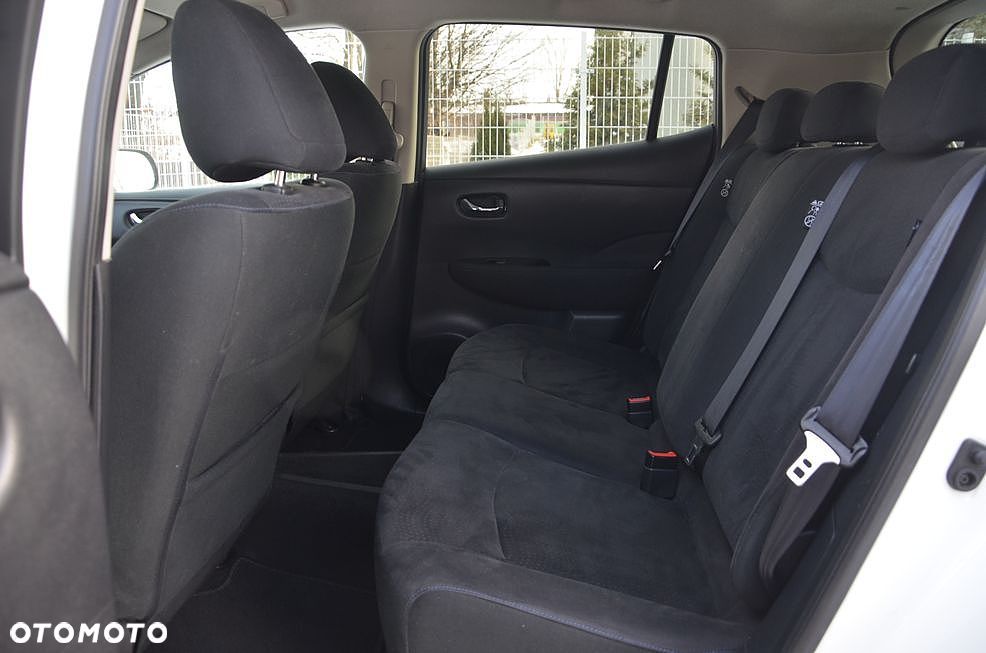 Nissan Leaf 24 kWh (mit Batterie) Visia - 12