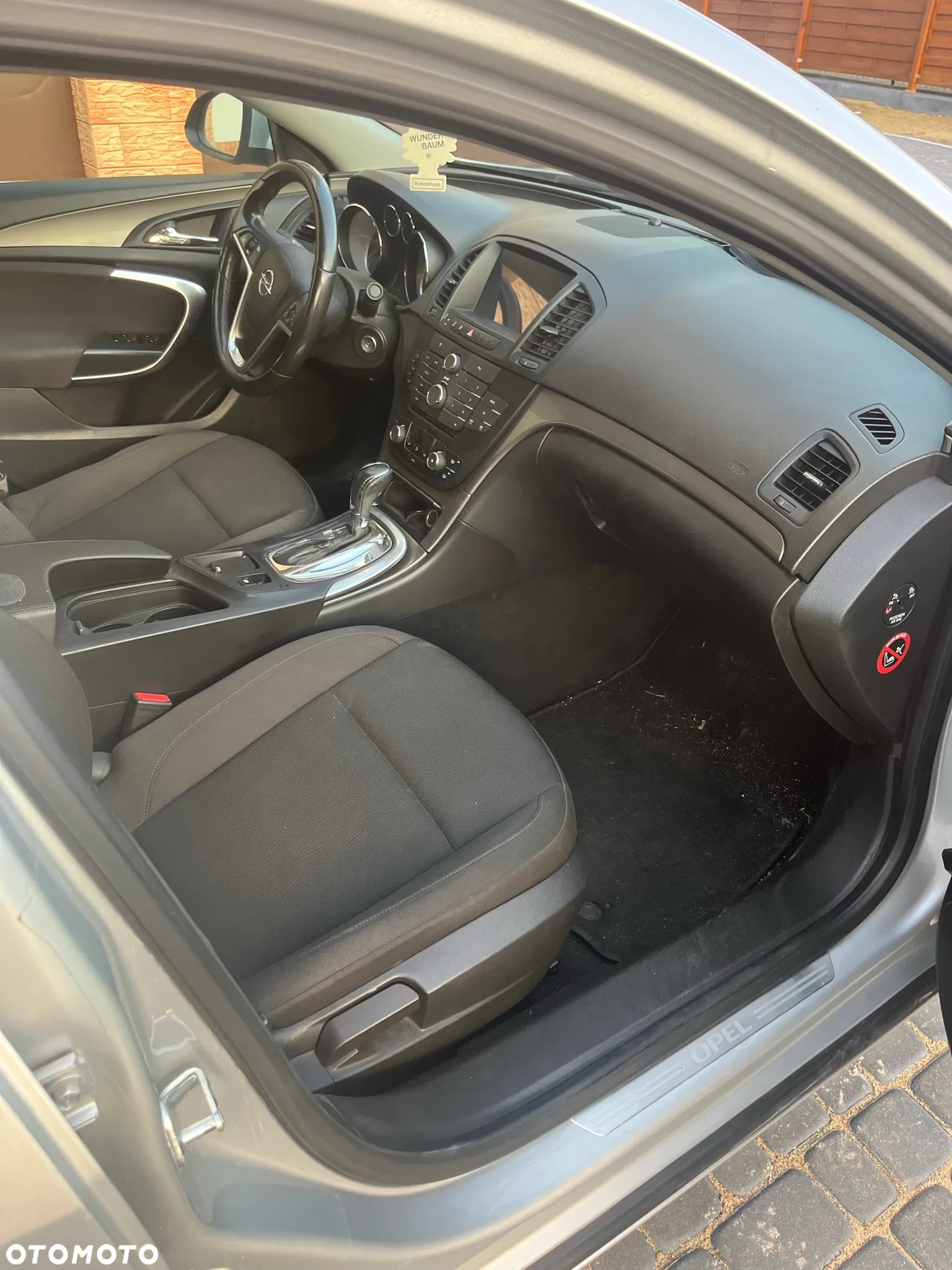 Opel Insignia 2.0 CDTI - 10