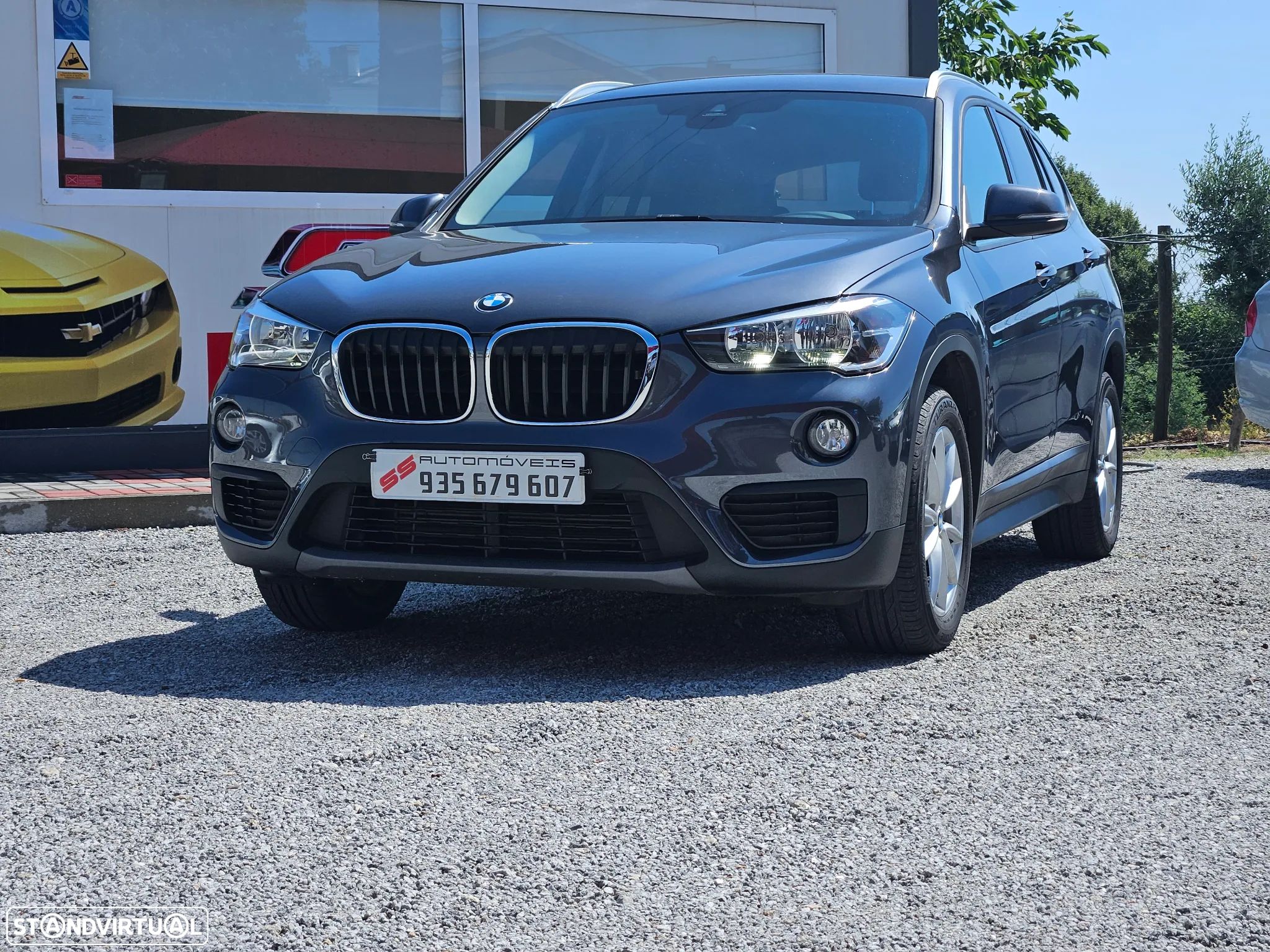 BMW X1 18 d sDrive Advantage - 1