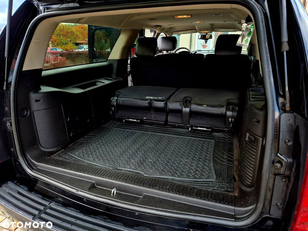 Chevrolet Suburban 5.3 LS 1500 4WD - 28