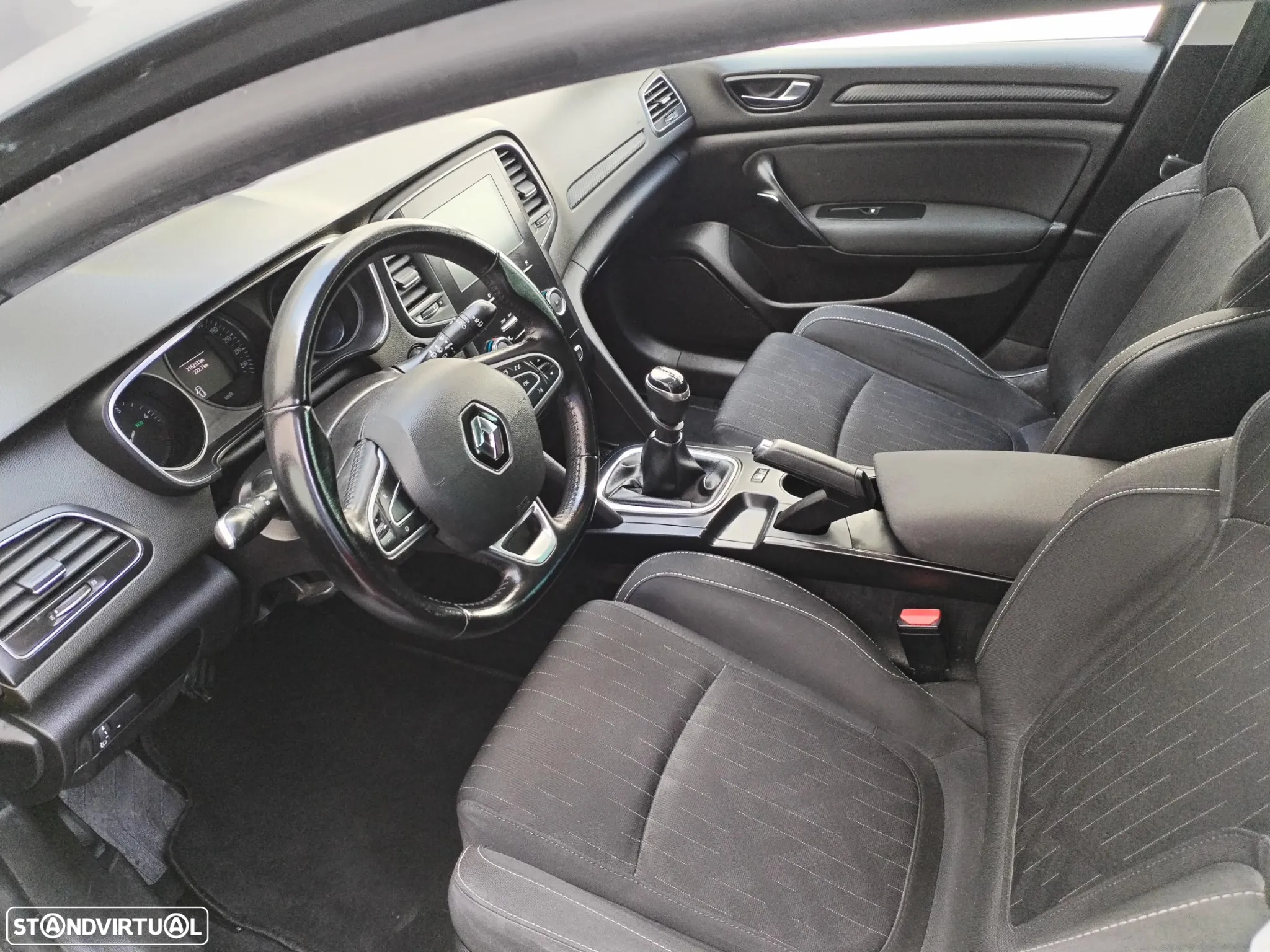 Renault Mégane Sport Tourer 1.5 Blue dCi Limited - 10