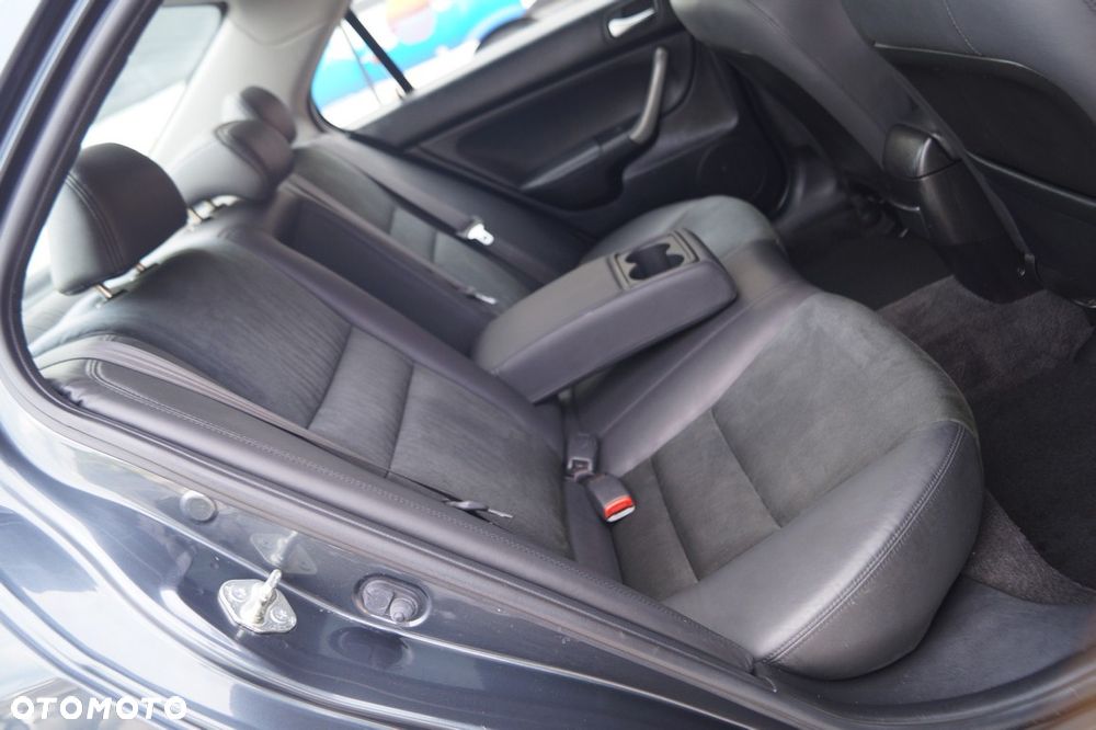 Honda Accord 2.0 i Sport - 20