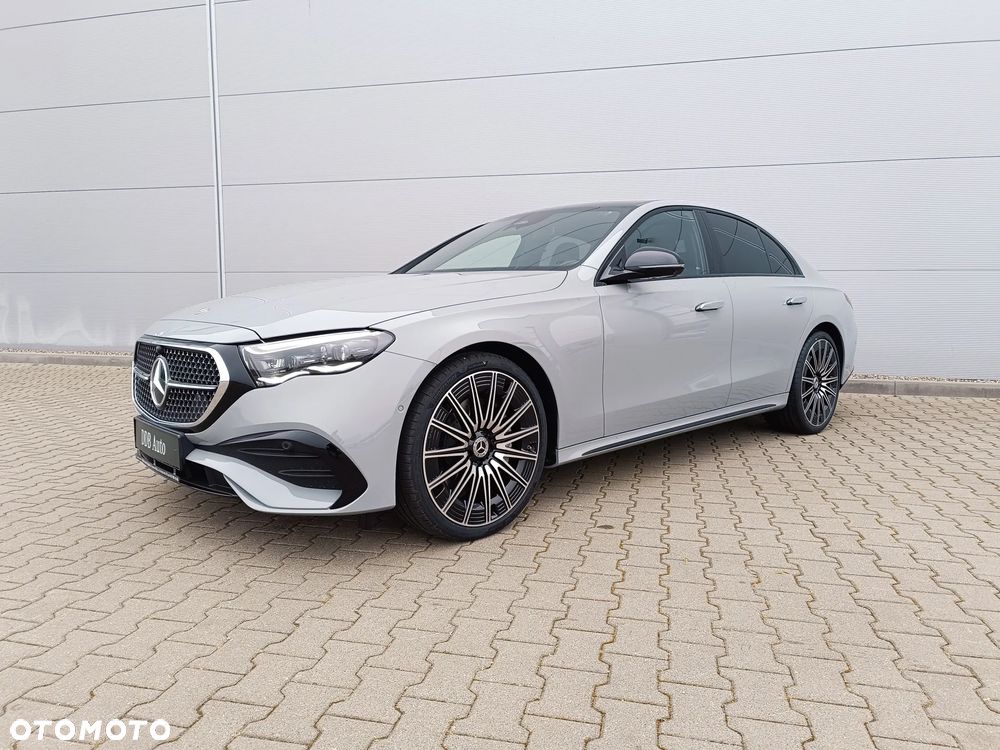 Mercedes-Benz Klasa E 220 d 4-Matic AMG/Avantgarde - 2