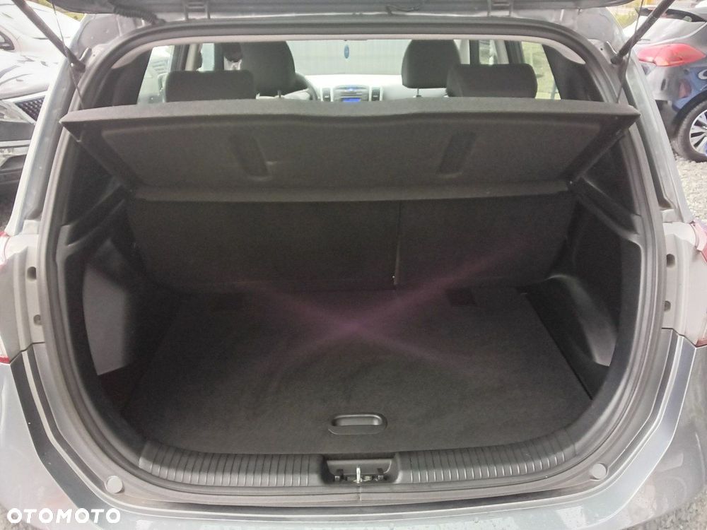 Hyundai ix20 - 7