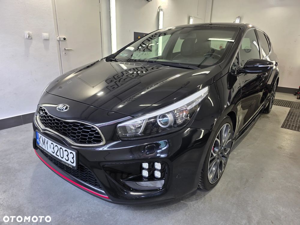Kia Ceed 1.6 T-GDI GT - 2