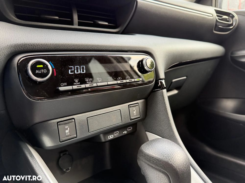 Mazda 2 G116 CVT HEV Centre-Line - 12