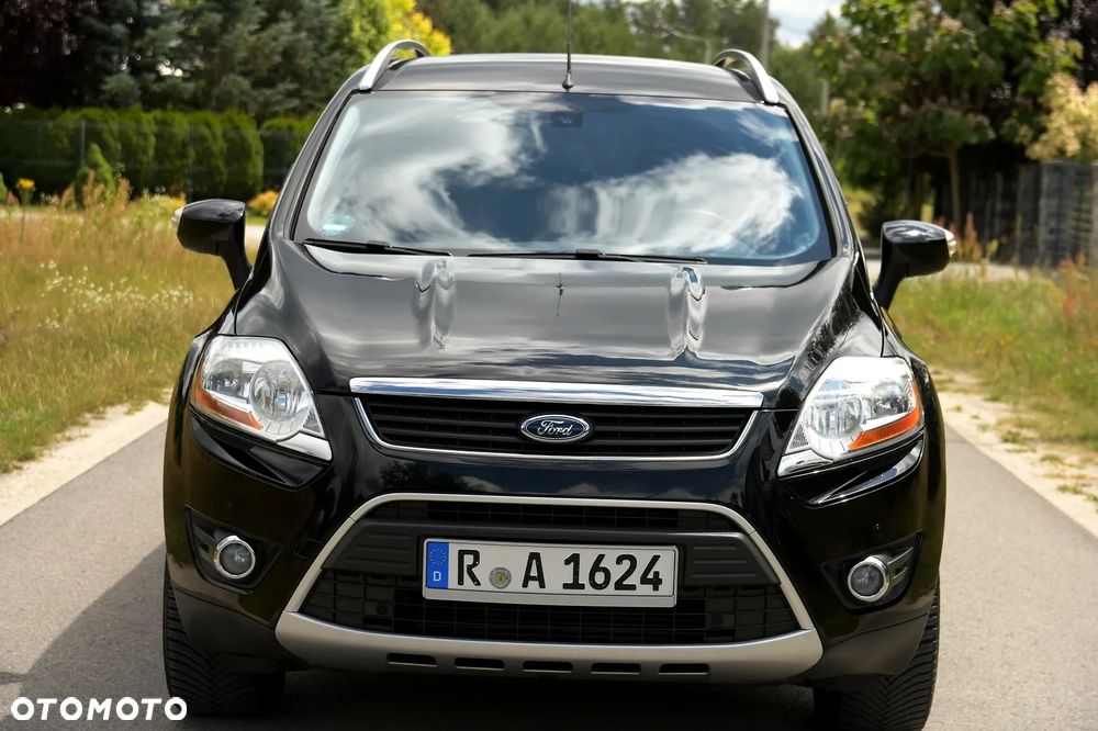 Ford Kuga 2.0 TDCi 2x4 Titanium - 12