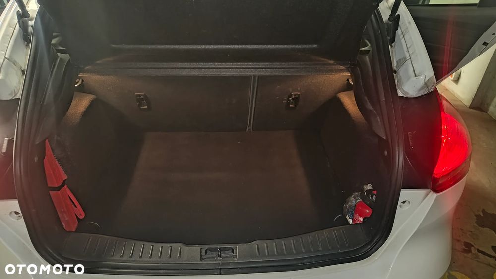 Ford Focus 2.0 EcoBoost ST-2 - 7