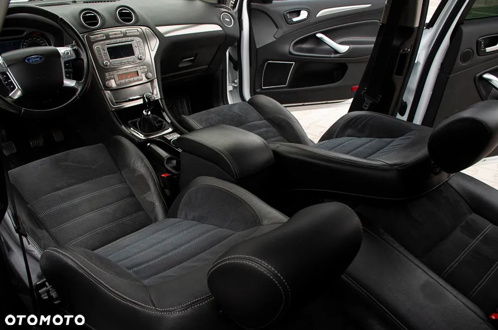 Ford Mondeo 2.0 TDCi Business Edition - 33