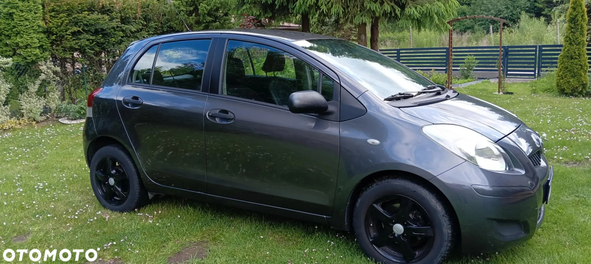 Toyota Yaris - 8