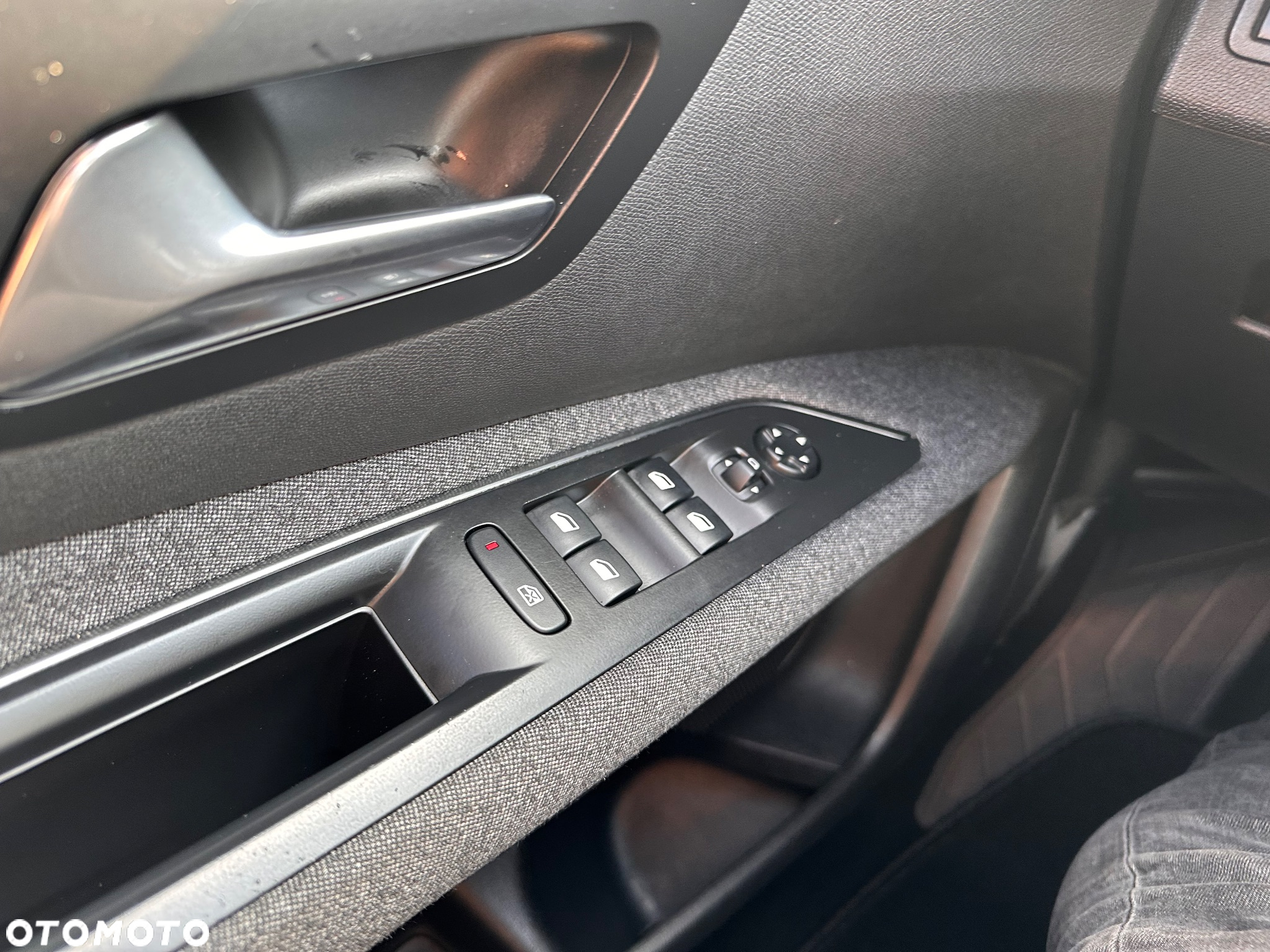 Peugeot 3008 BlueHDi 120 Stop & Start Business-Line - 17