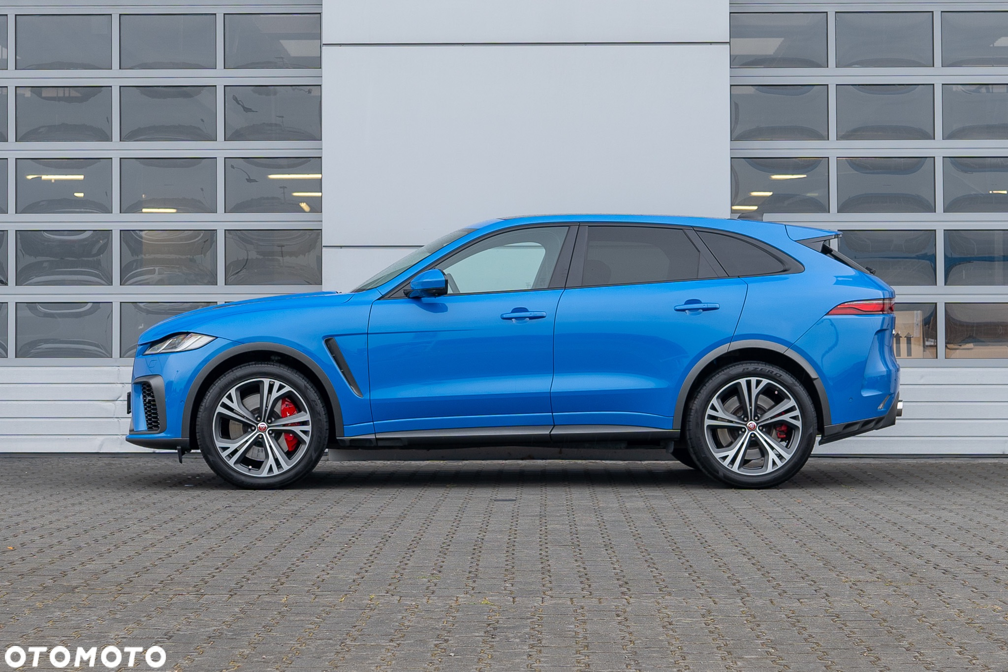 Jaguar F-Pace 5.0 V8 P550 AWD SVR - 4