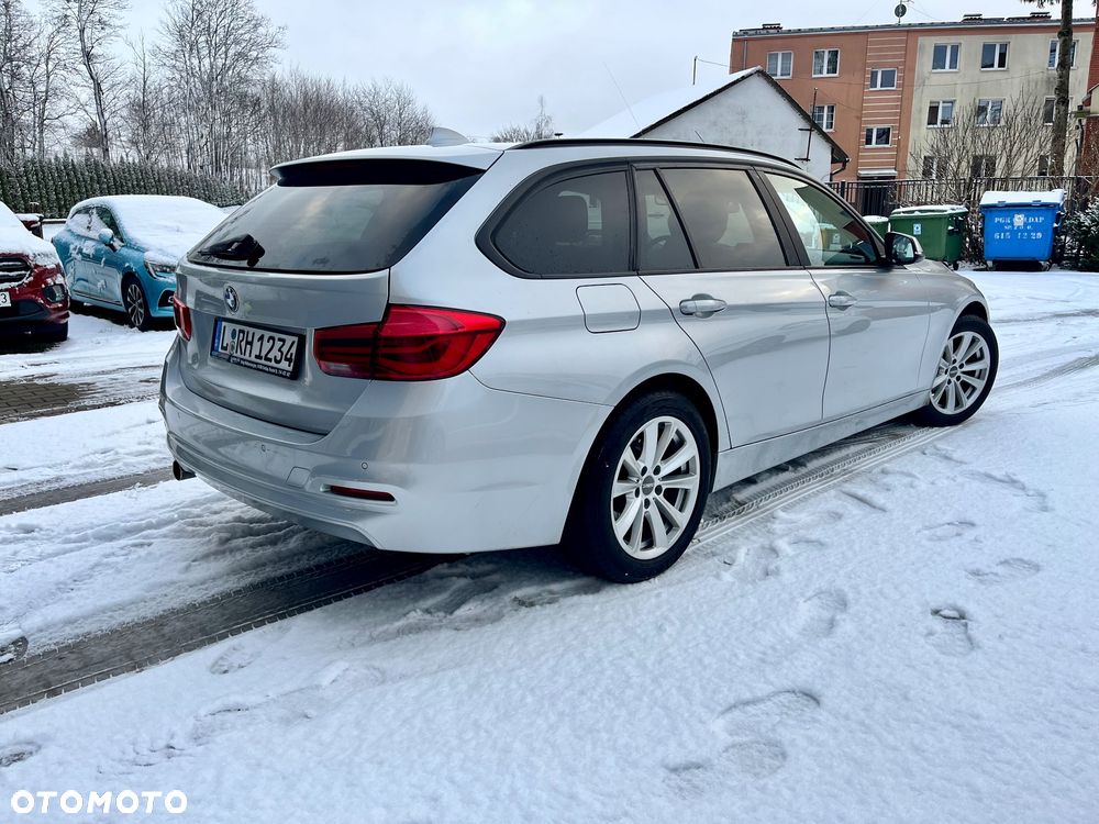 BMW Seria 3 318d - 6