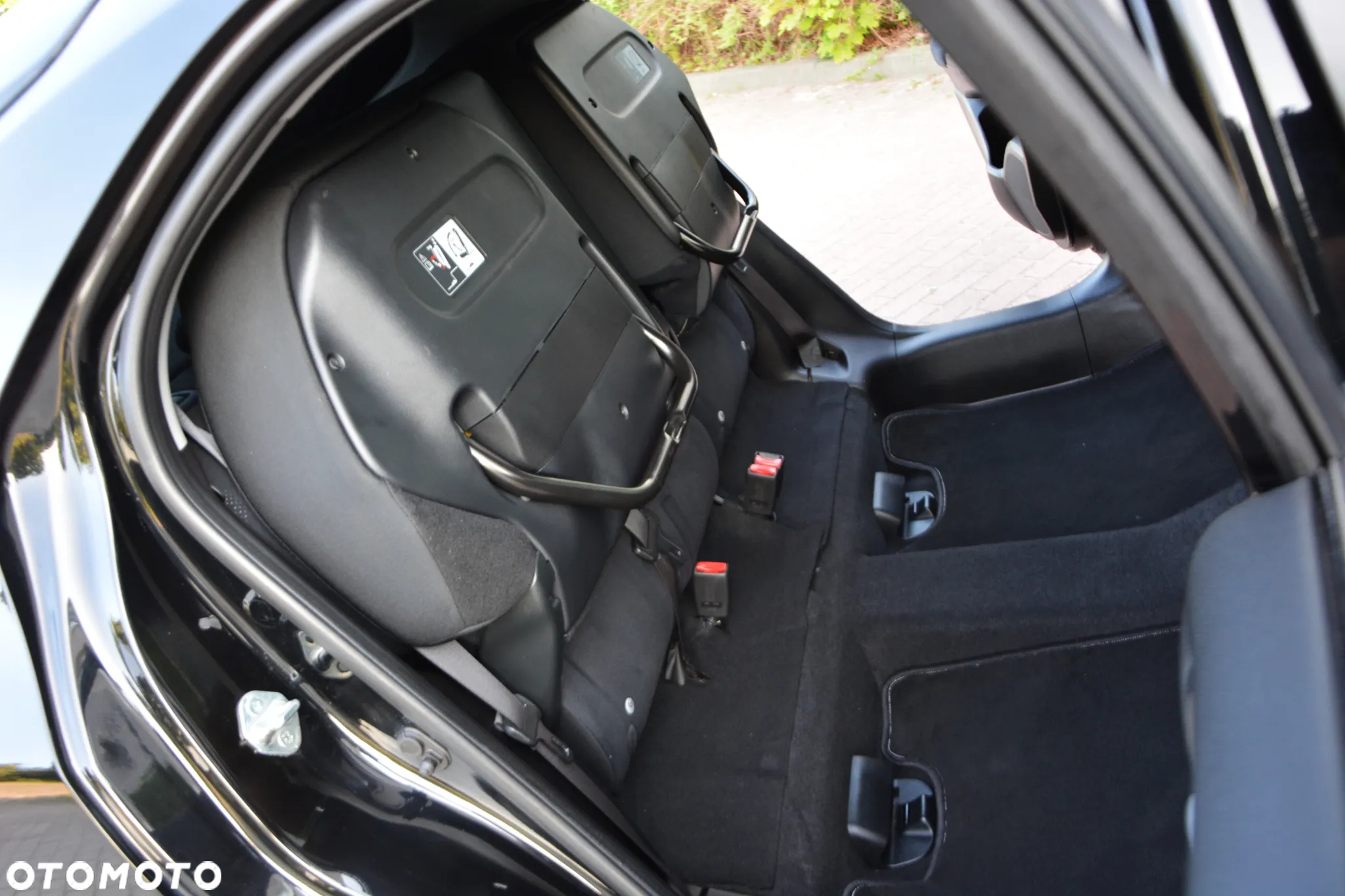 Honda Civic 1.8 i-VTEC Comfort Black Edition - 39
