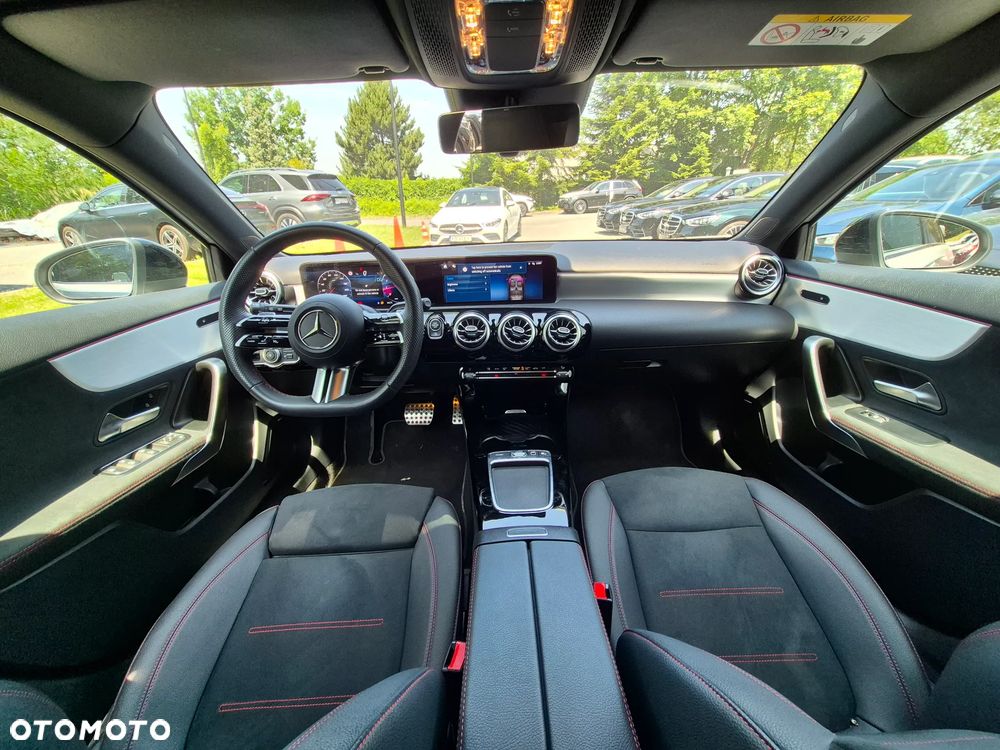 Mercedes-Benz Klasa A 200 AMG Line 7G-DCT - 16