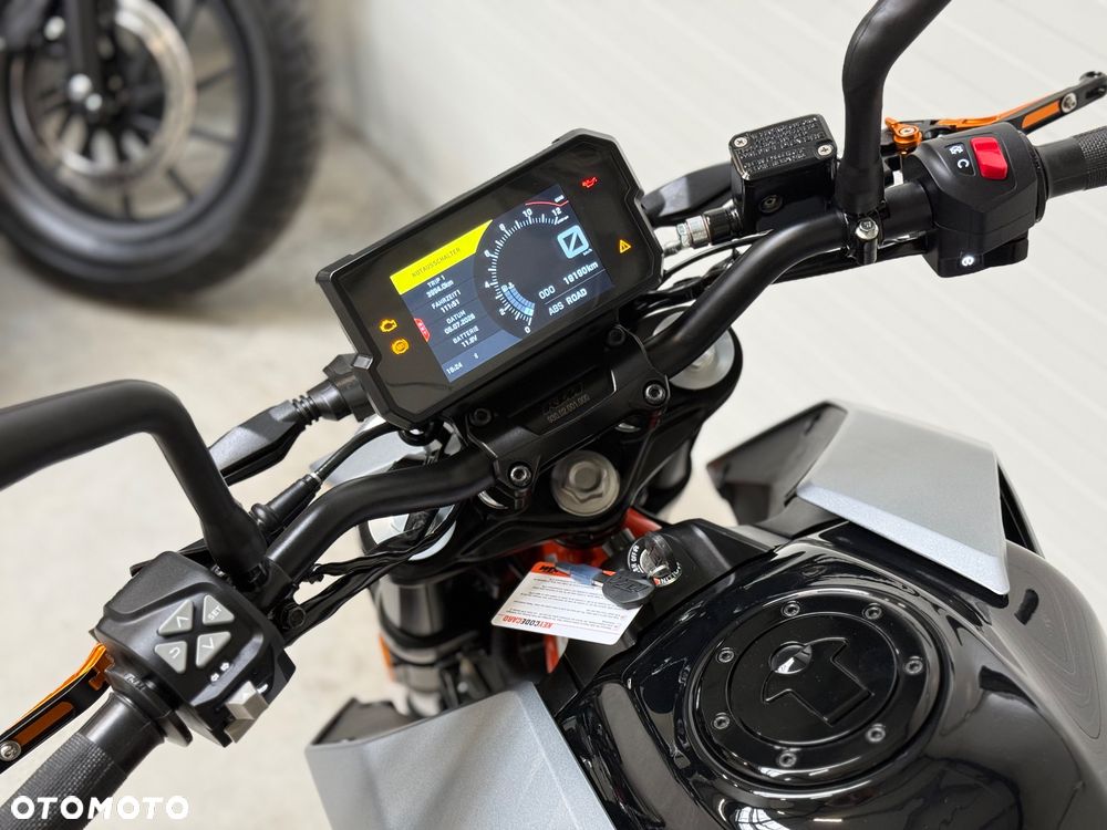 KTM Duke - 28
