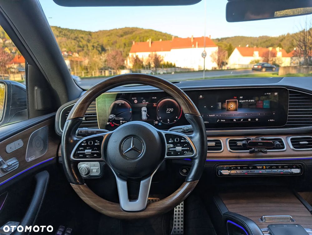 Mercedes-Benz GLE - 16