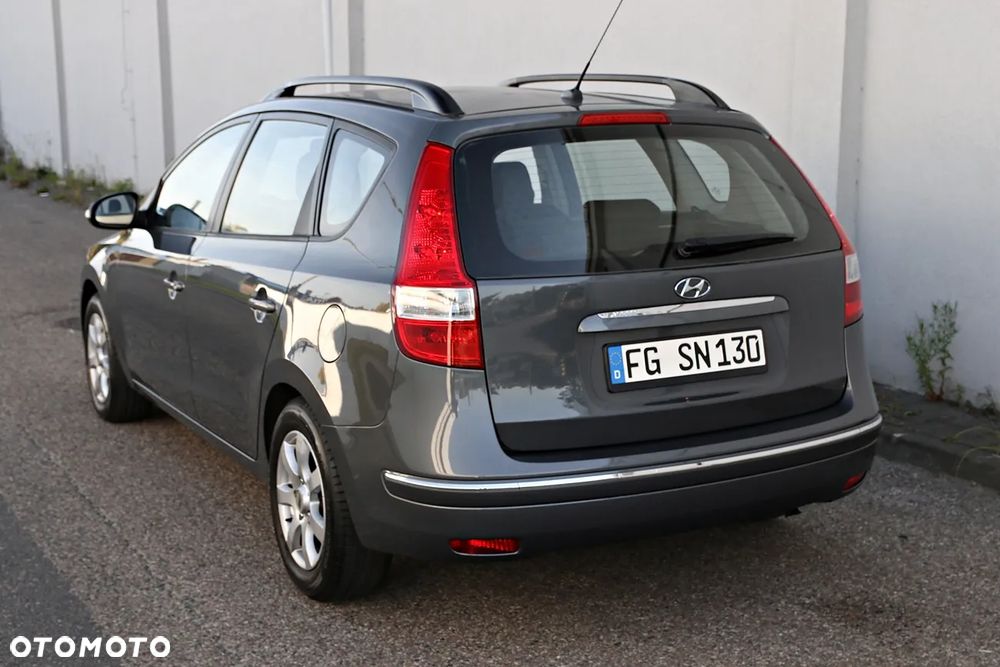 Hyundai i30 1.6 blue Comfort - 29