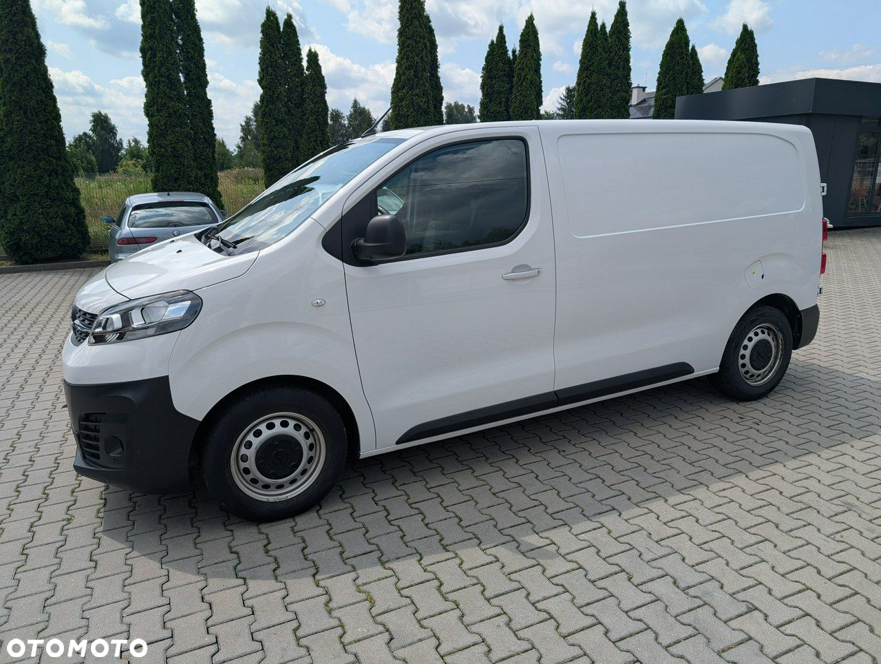 Opel Vivaro - 2