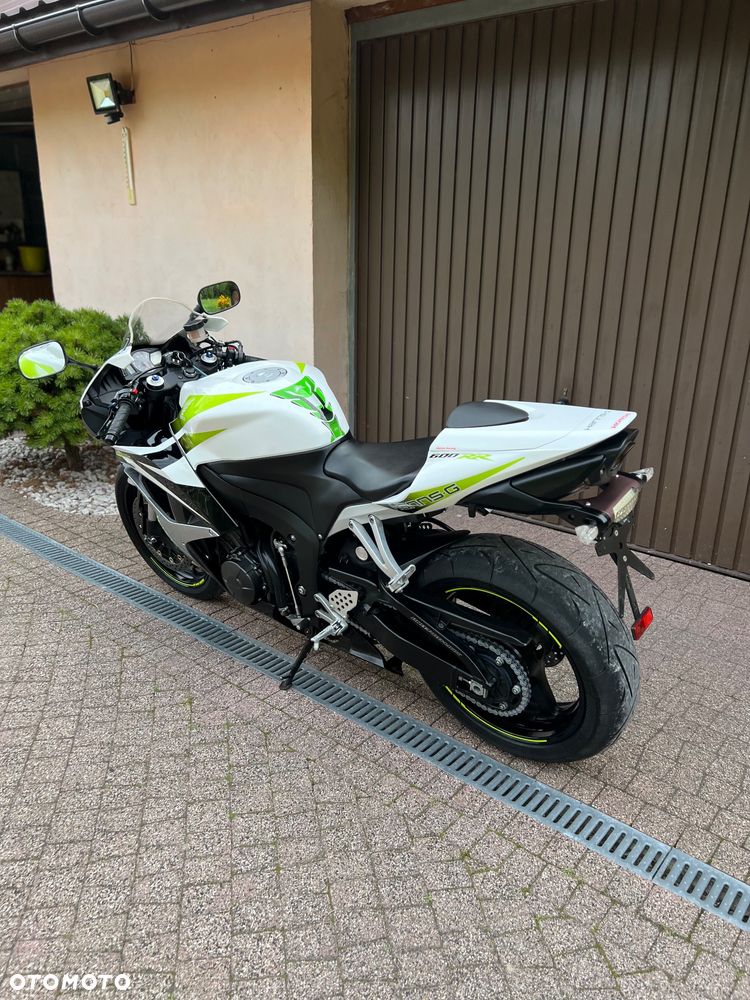 Honda CBR - 7
