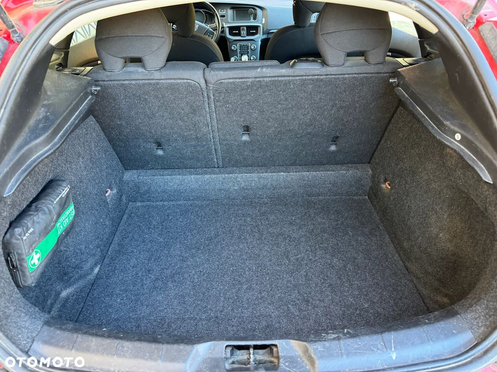 Volvo V40 T3 Kinetic - 7