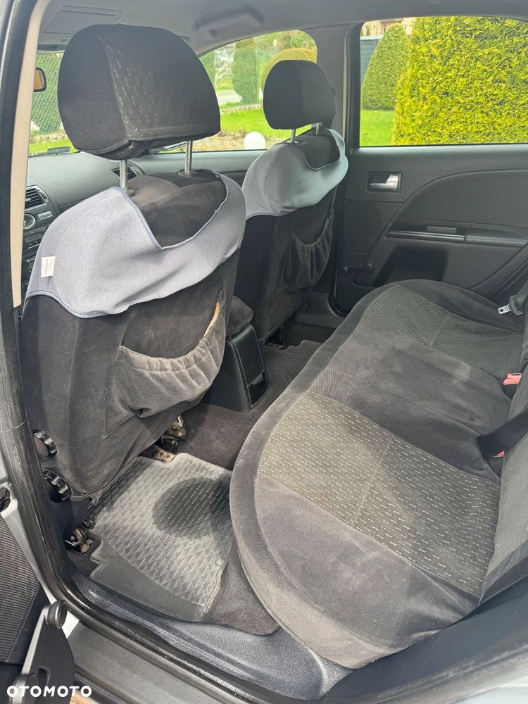 Ford Mondeo 1.8 Ambiente - 11
