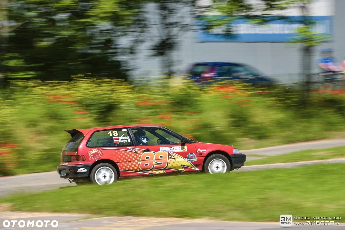 Honda Civic 1.6i 16 - 17