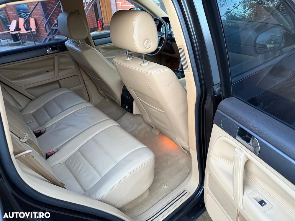 Volkswagen Touareg - 35