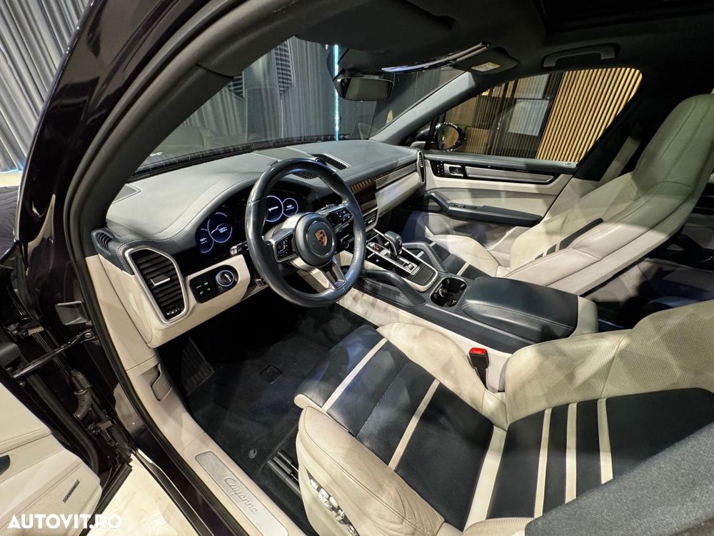 Porsche Cayenne Standard - 23