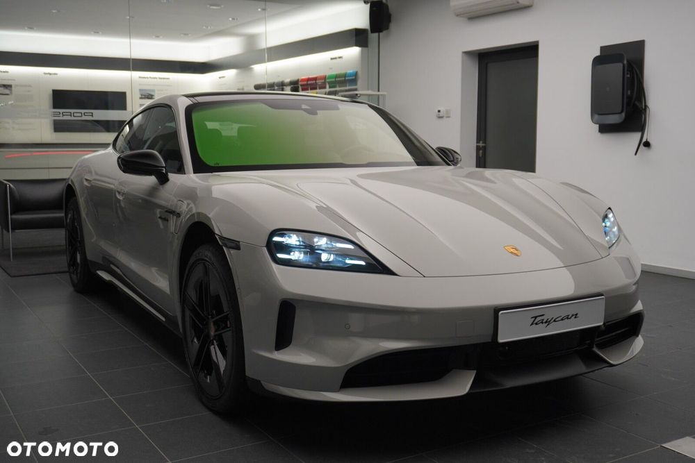 Porsche Taycan 105kWh 4S Performance Plus - 7