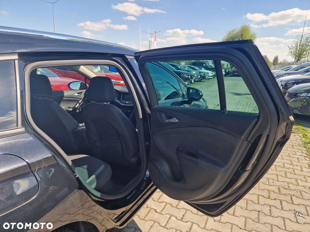 Opel Astra 1.2 T Ultimate S&S - 31