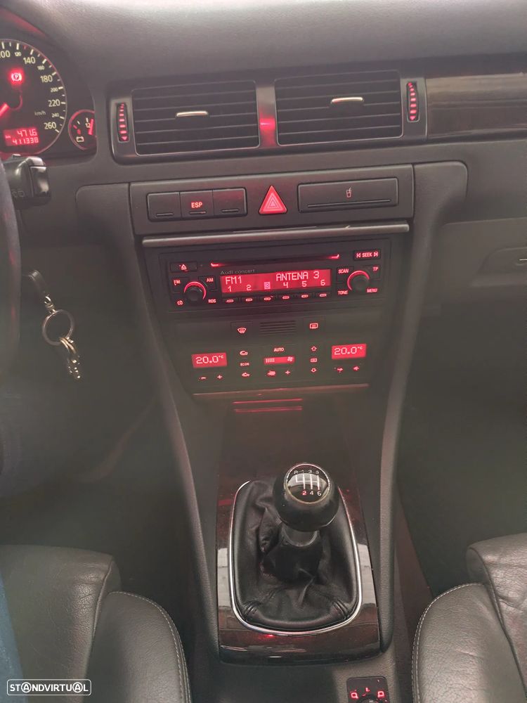 Audi A6 Avant 1.9 TDi - 11