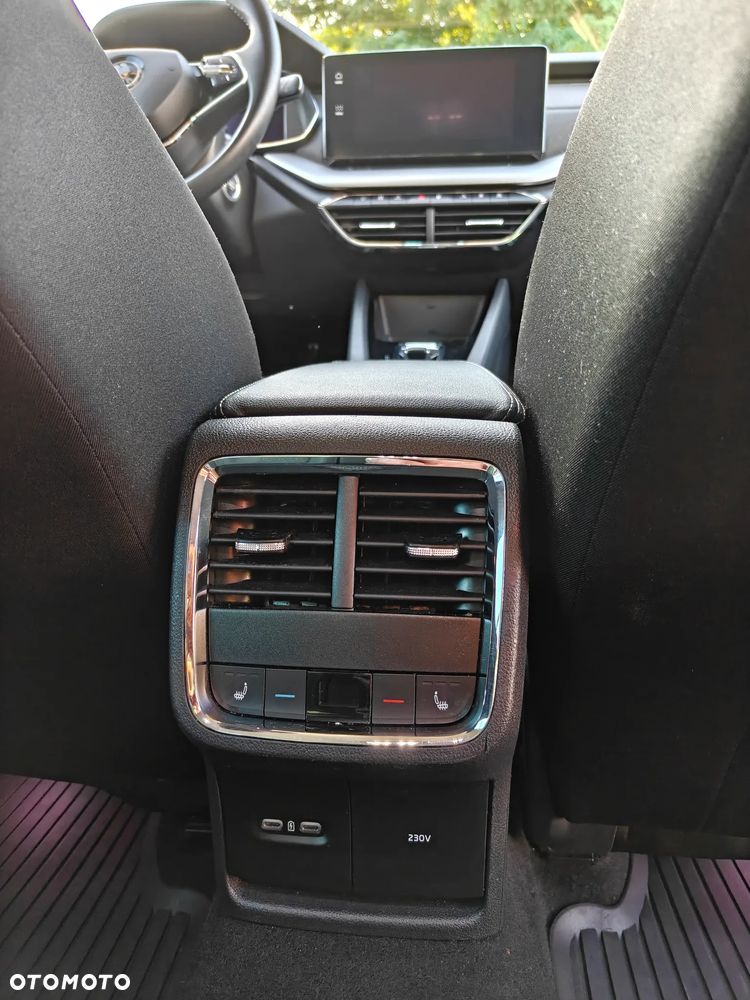 Skoda Octavia 2.0 TDI DSG Ambition - 14