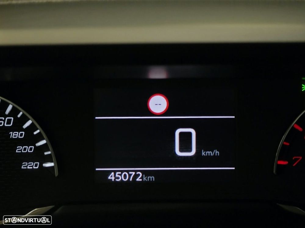 Peugeot 2008 1.2 PureTech Active - 9