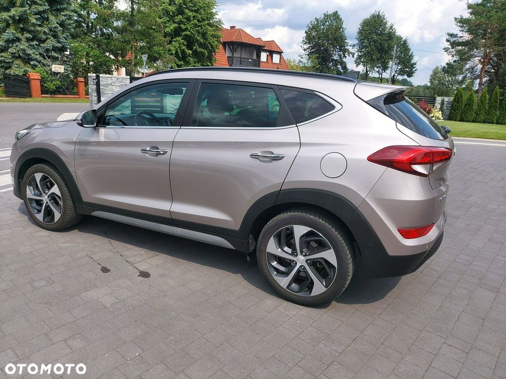 Hyundai Tucson - 4