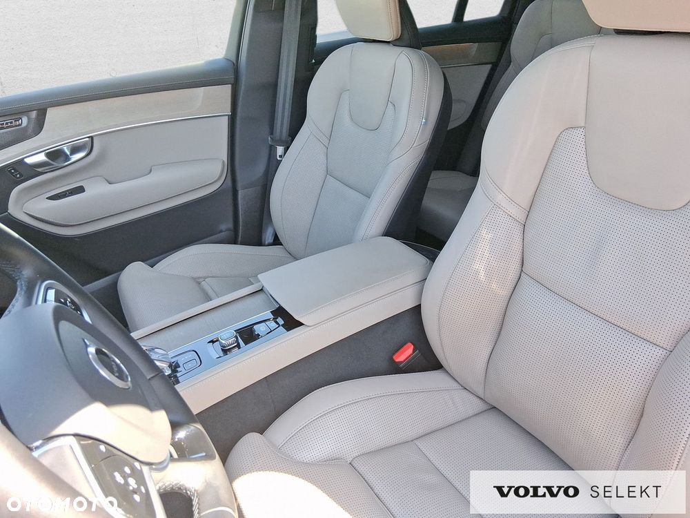 Volvo XC 90 - 13